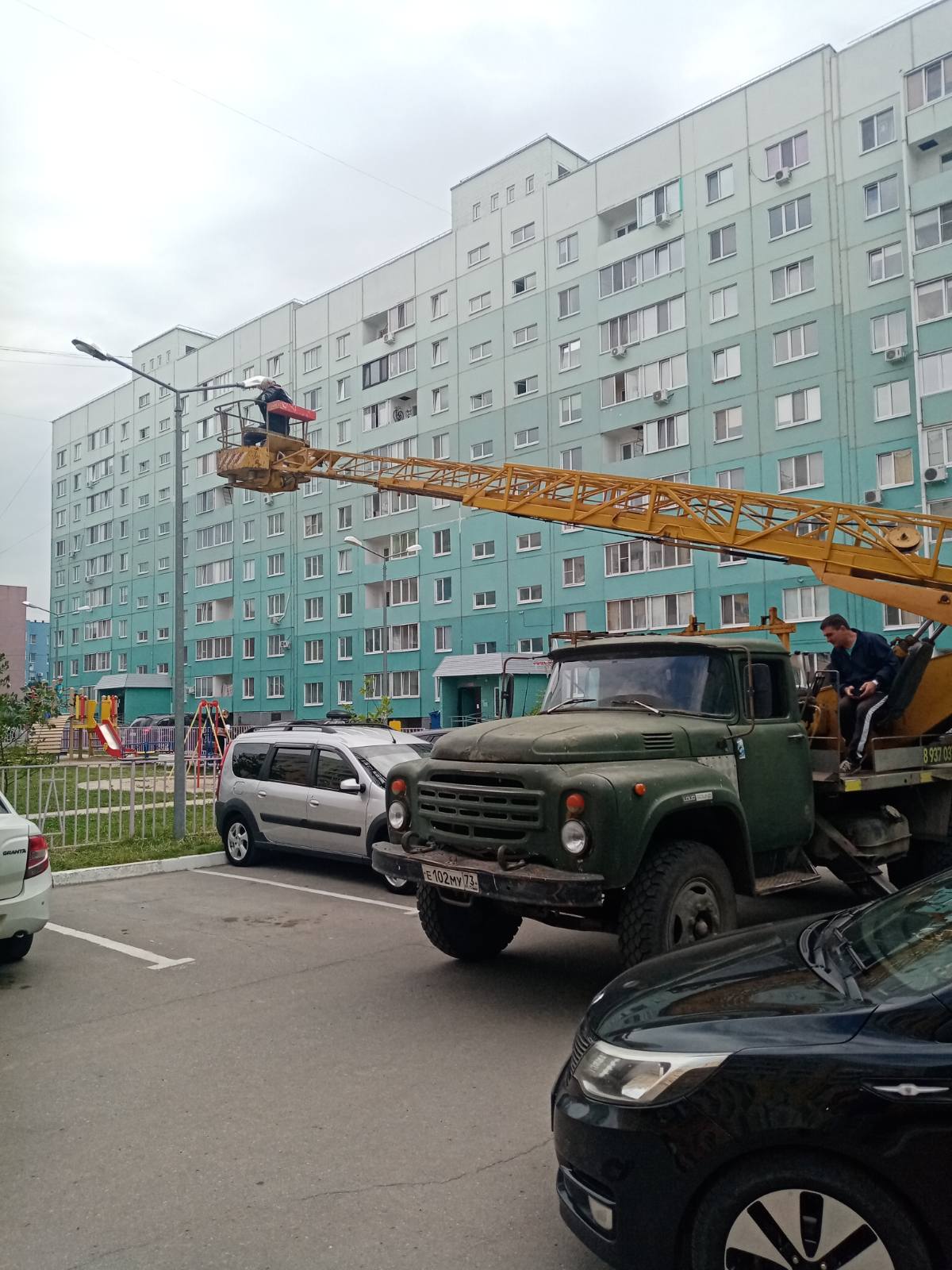 Ревизия светильников и замена ламп уличного освещения