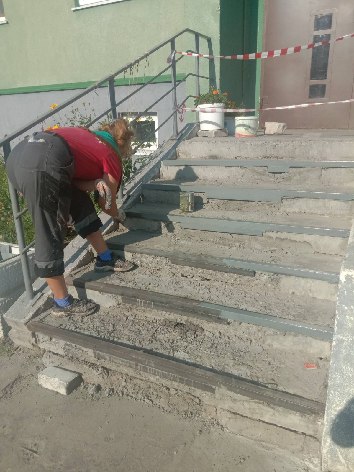 Крыльцо подъезда – визитная карточка дома
