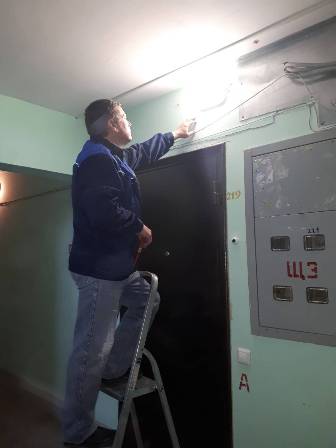 Установка светодиодных светильников