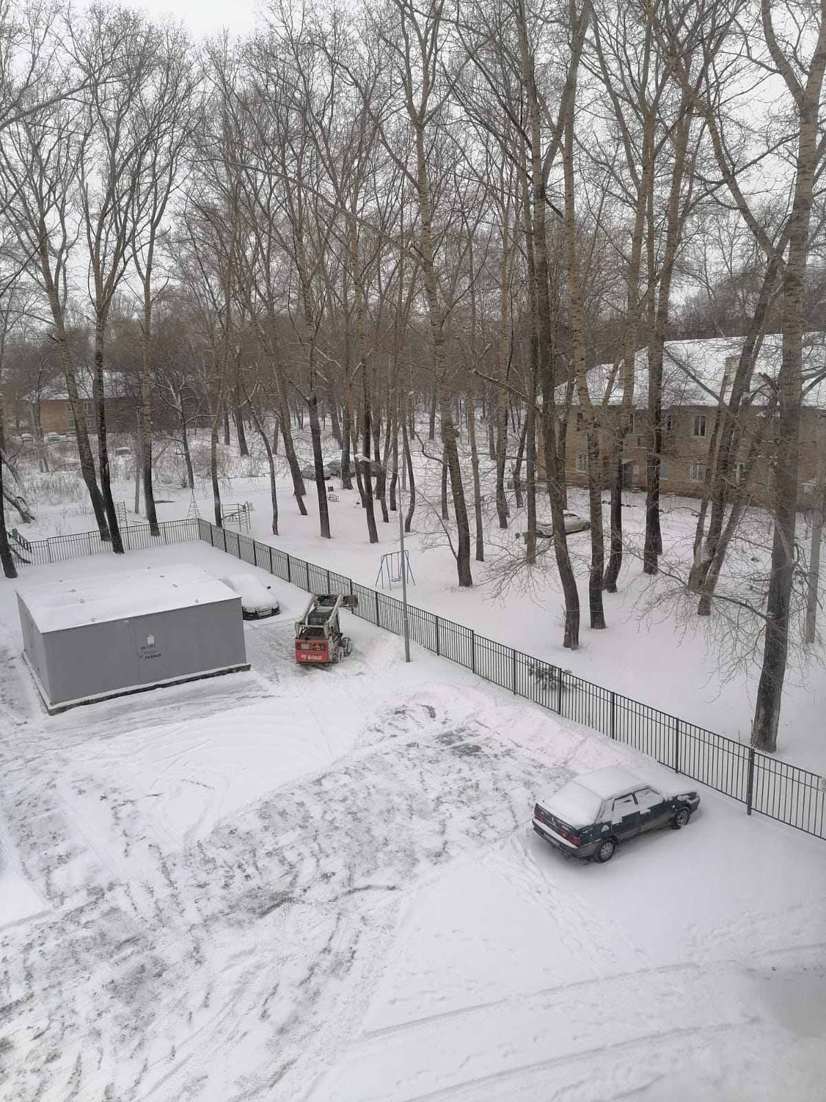 Работа снегоуборочной техники