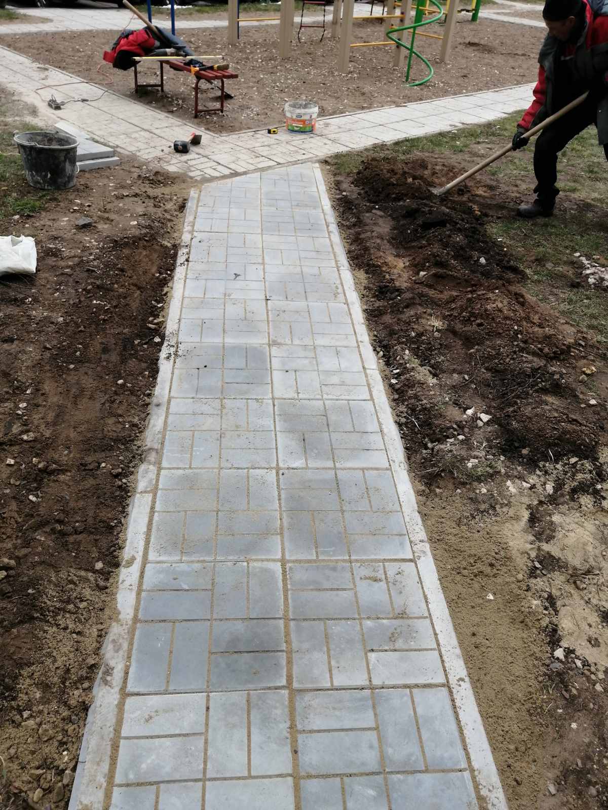 Устройство дополнительного тротуара