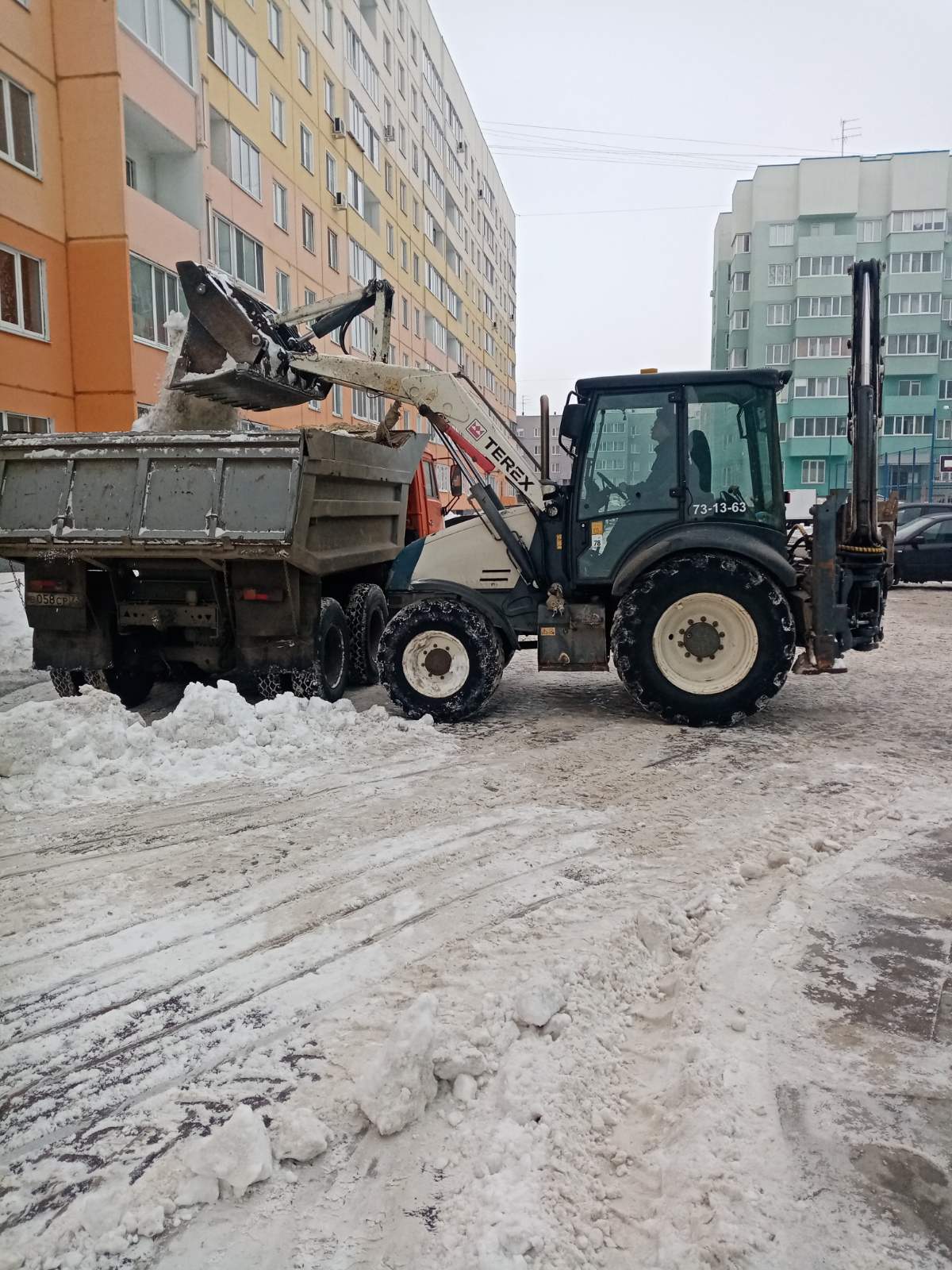 Уборка с вывозом снега